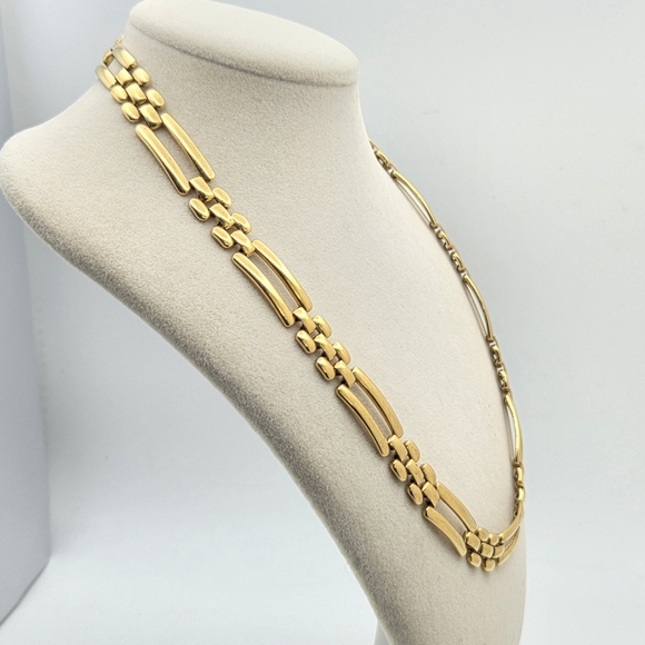 Monet Gold-Tone Ladder Link Choker Necklace 16" - 80s Vintage - Picture 8 of 12